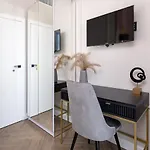Διαμέρισμα 2-bedroom Delux Wwa24 *