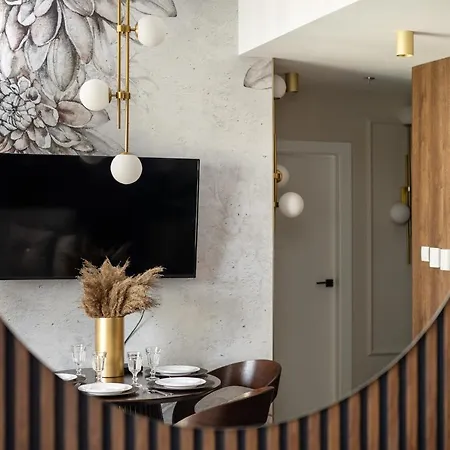 Appartamento 2-bedroom Delux Wwa24