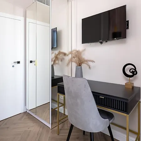 Apartamento 2-bedroom Delux Wwa24 *